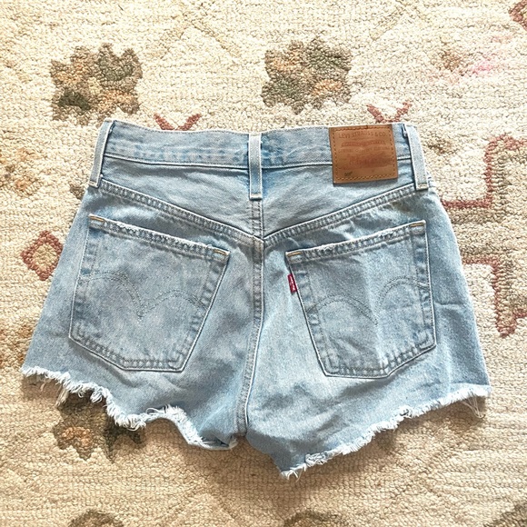 Levi’s 501 Denim Shorts - Picture 2 of 8